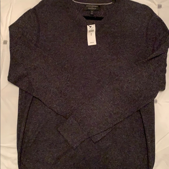 Banana Republic Other - Banana Republic V-Neck Sweater